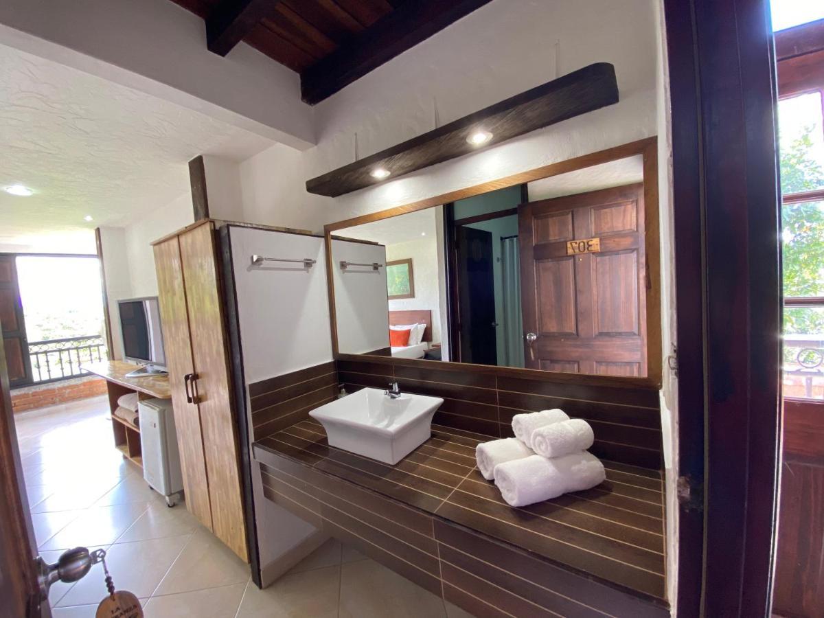Finca Hotel La Esperanza Montenegro Eksteriør billede